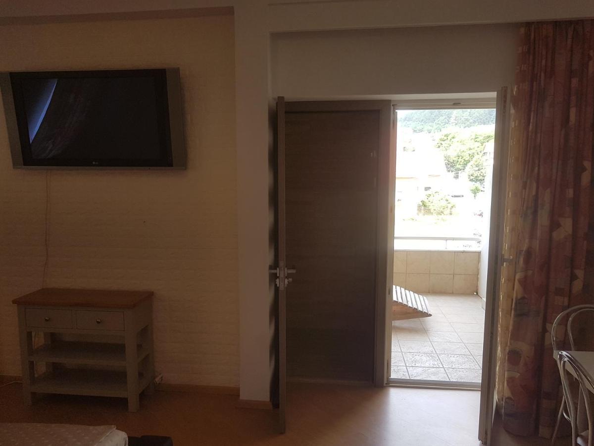 Lara Guest House Sfantu Gheorghe  Exterior photo